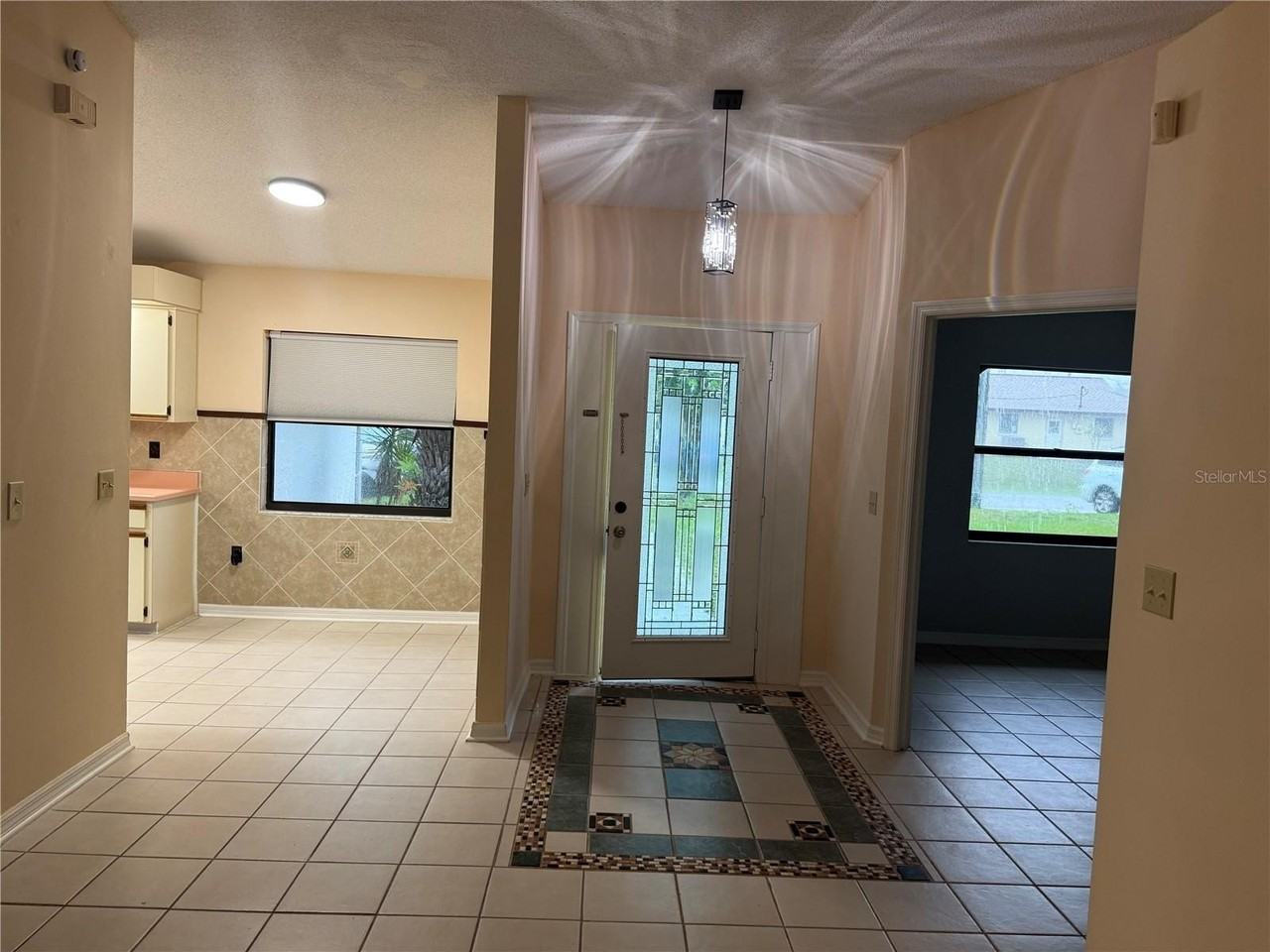 7 Fountain Gate Ln - Photo 7 of 15