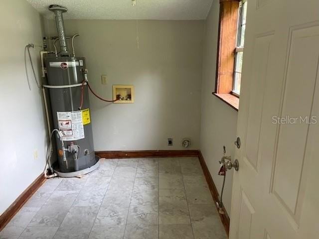 350 Nw 249th St - Photo 5 of 9