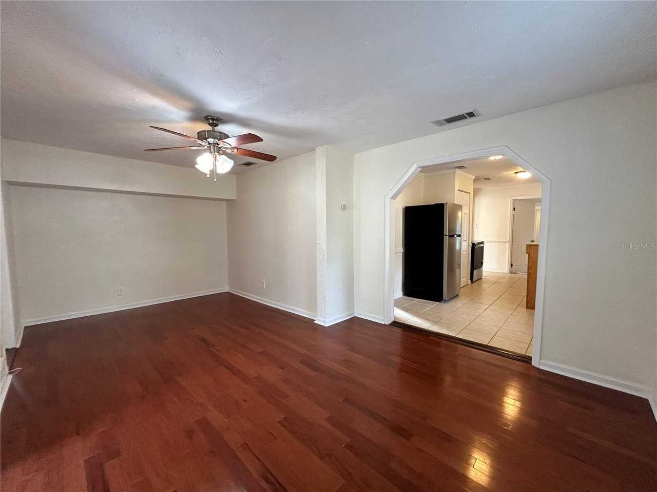 3304 Nw 20th St - Photo 7 of 30