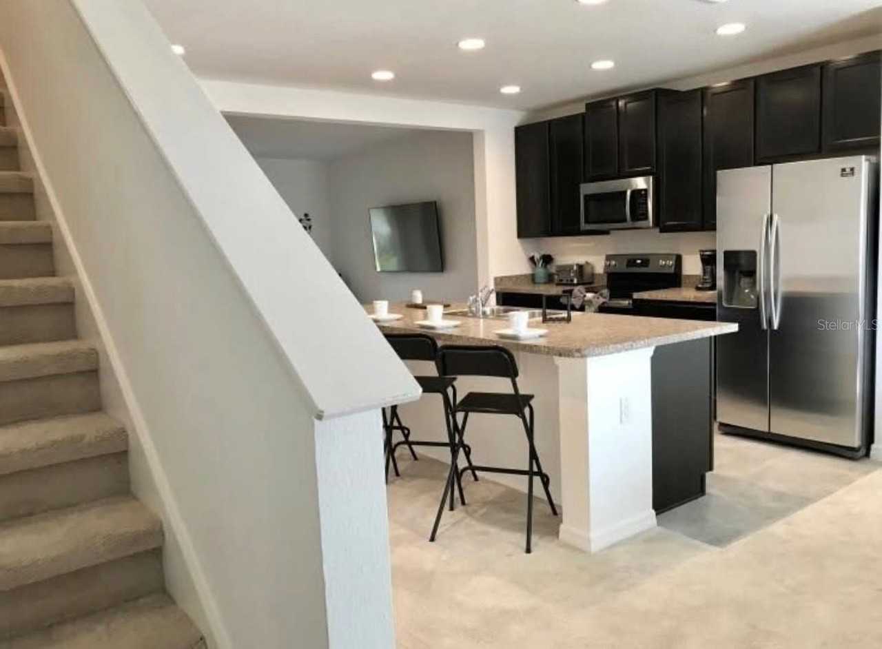 362 Annabelle Way - Photo 2 of 17