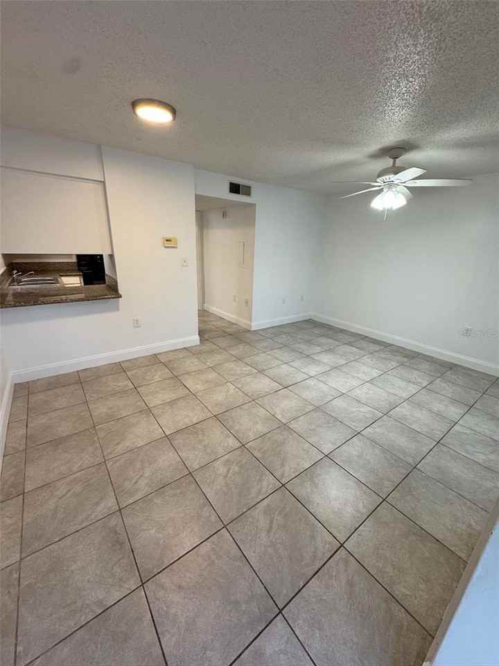 1185 Bentley Rd #3 - Photo 4 of 12