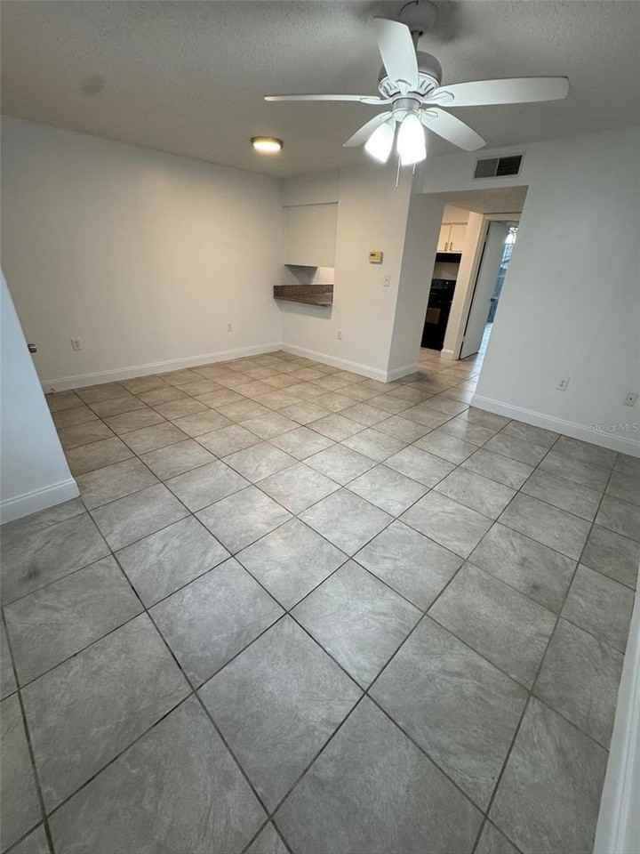 1185 Bentley Rd #3 - Photo 6 of 12