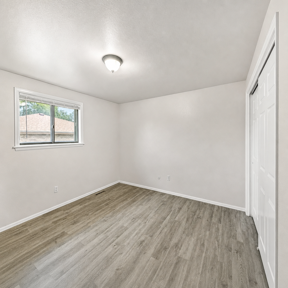 1011-1013 Emerson Pl., Unit 1011 - Photo 7 of 11