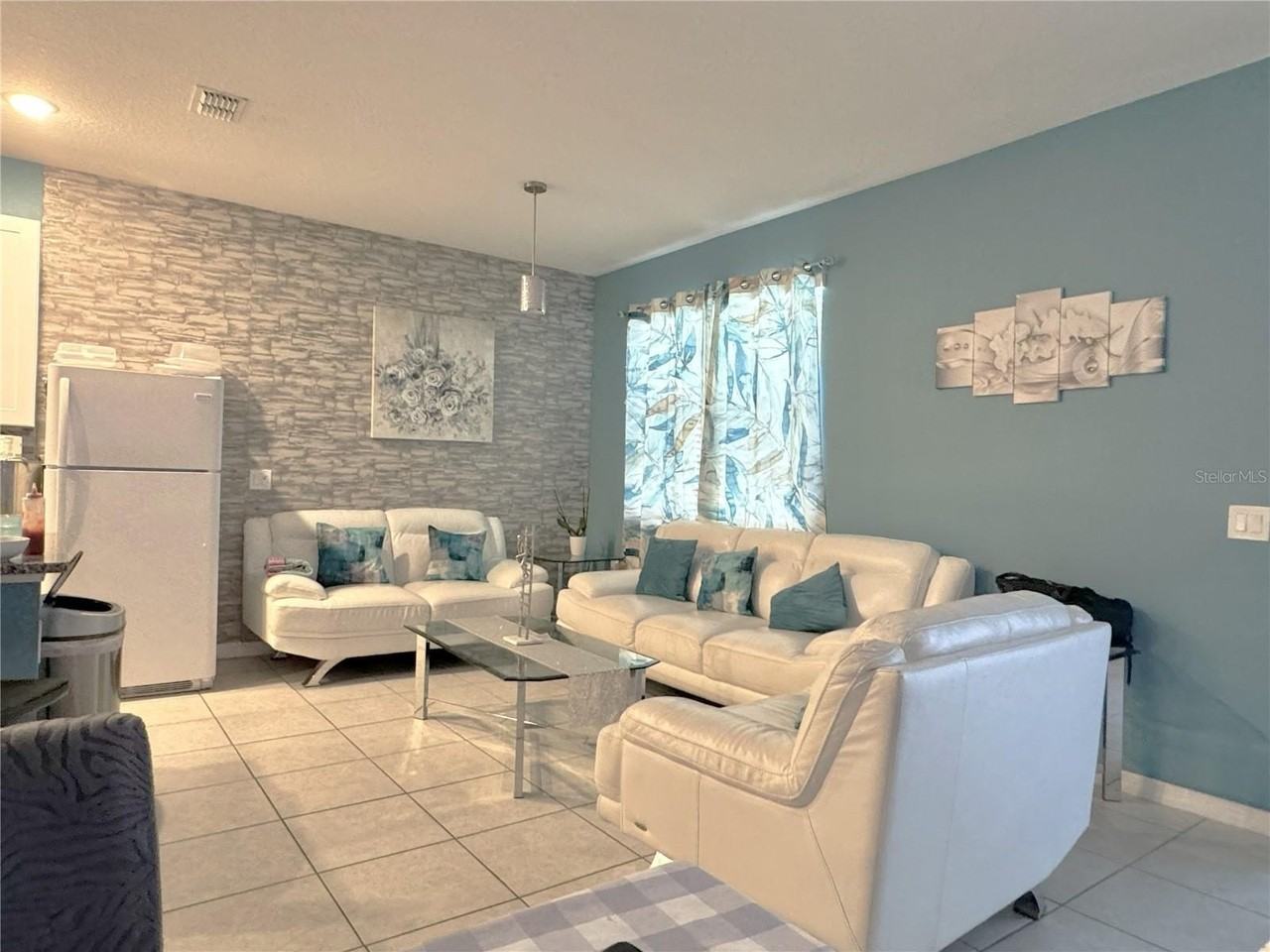 239 Tarpon Bay Blvd - Photo 2 of 9