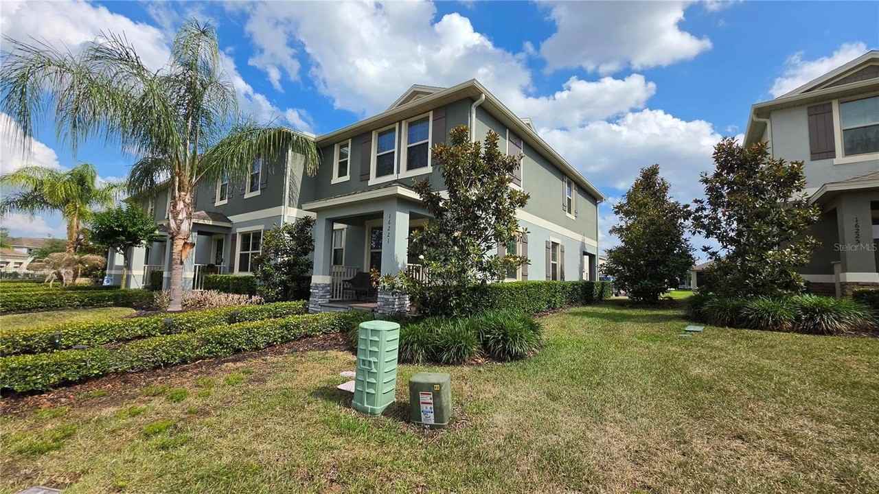 16221 Admirals Cove Ln - Photo 2 of 36
