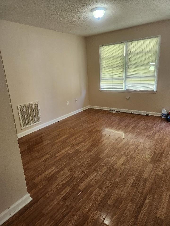 31313 Amherst Circle, Unit 4 - Photo 2 of 6