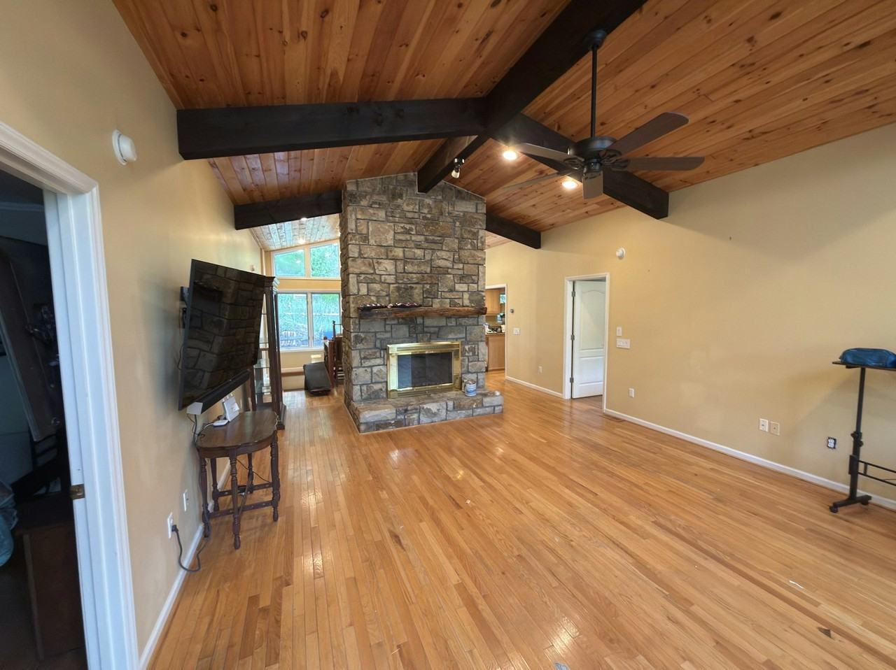 169 Brookview Lane, Unit Upper - Photo 5 of 15