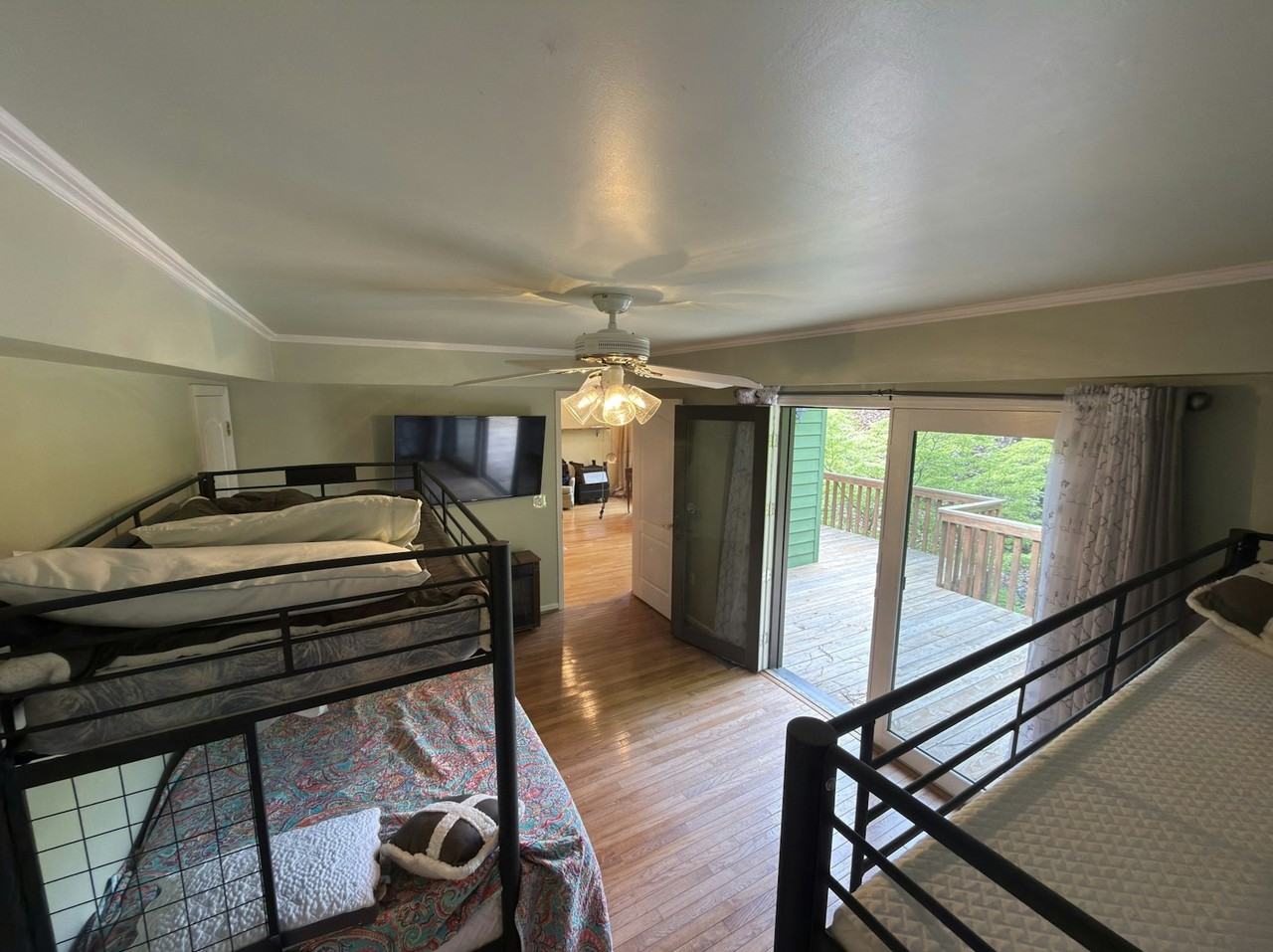 169 Brookview Lane, Unit Upper - Photo 7 of 15