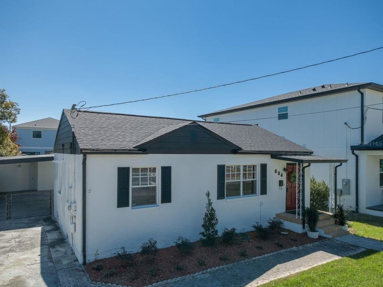 804 W Adalee St - Photo 2 of 40