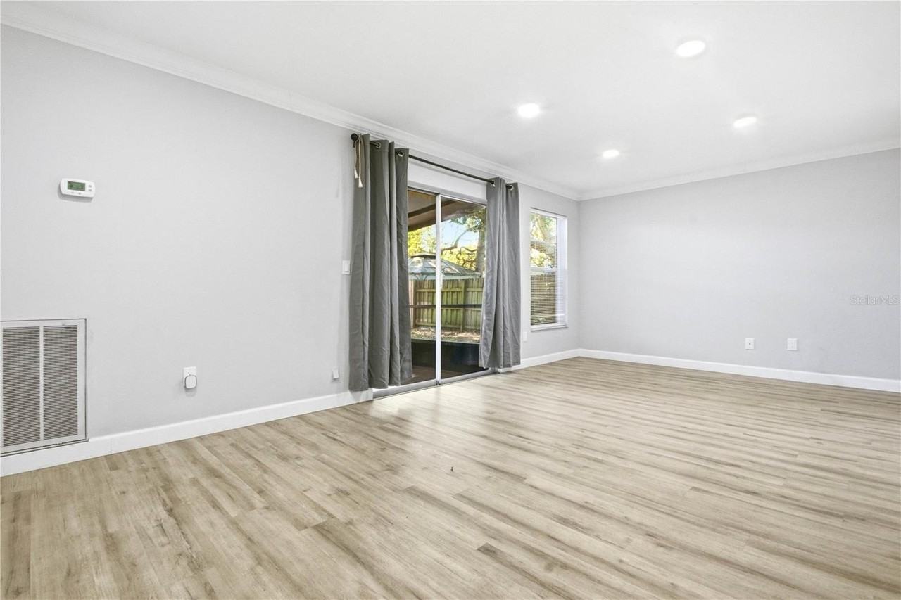 14113 Village Terrace Dr - Photo 7 of 37