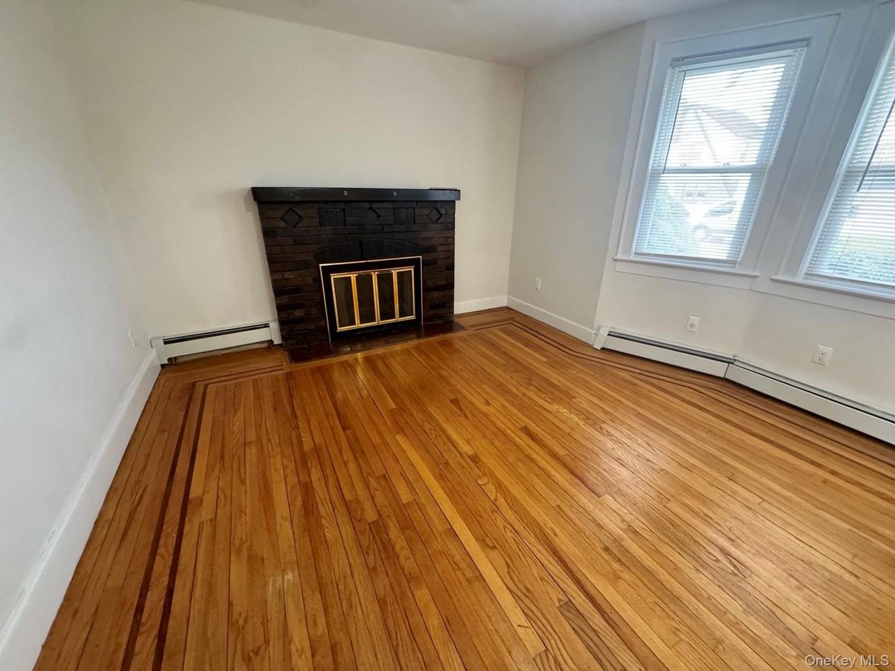 1 Allen St #1 - Photo 6 of 15