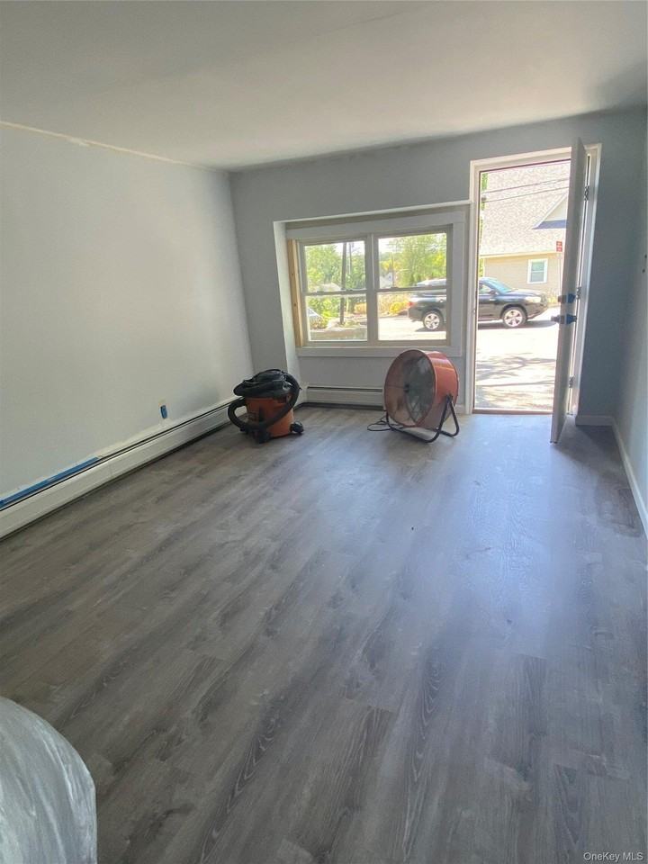 52 S Middletown Rd Apt B - Photo 6 of 13