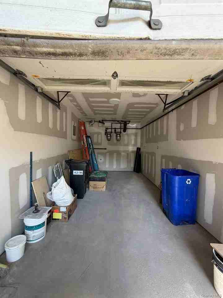 4295 Crommelin Ave - Photo 4 of 14