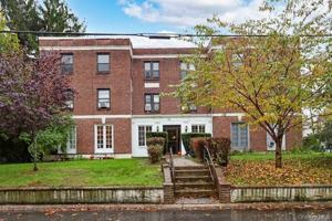 featured image of 14 Beach Rd #3A