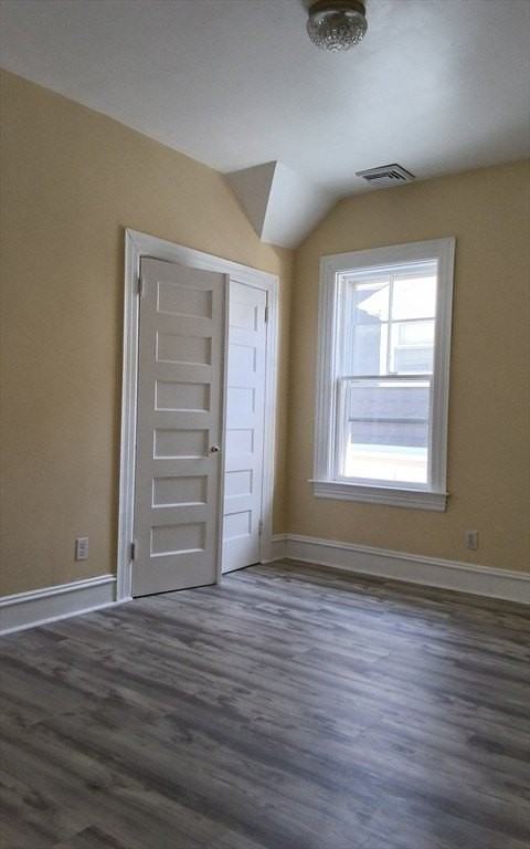 517 2nd St #3 - Photo 5 of 11