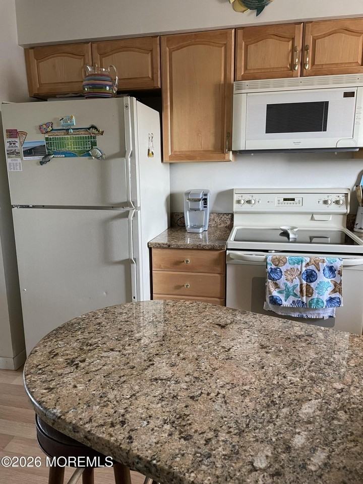 51 Hiering Ave #C6 - Photo 5 of 30
