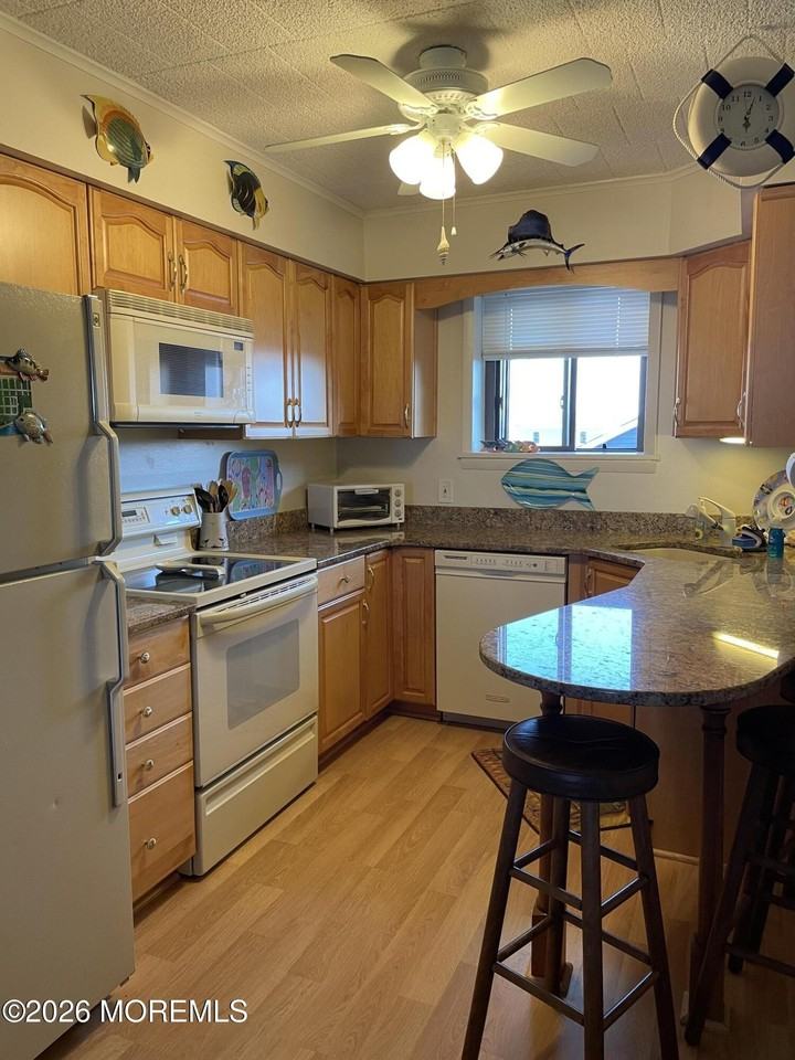 51 Hiering Ave #C6 - Photo 6 of 30