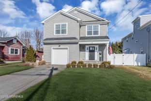 267 N 5th Ave - Photo 1 of 1