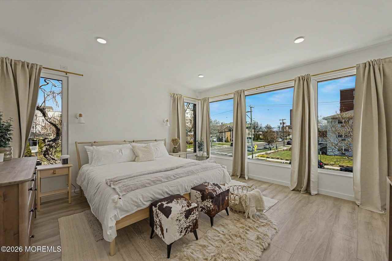 500 8th Ave - Photo 3 of 37