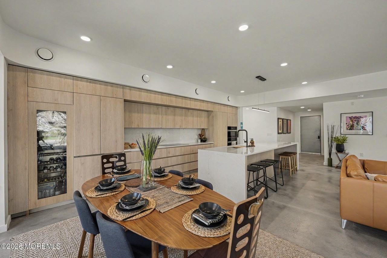 500 8th Ave - Photo 6 of 37