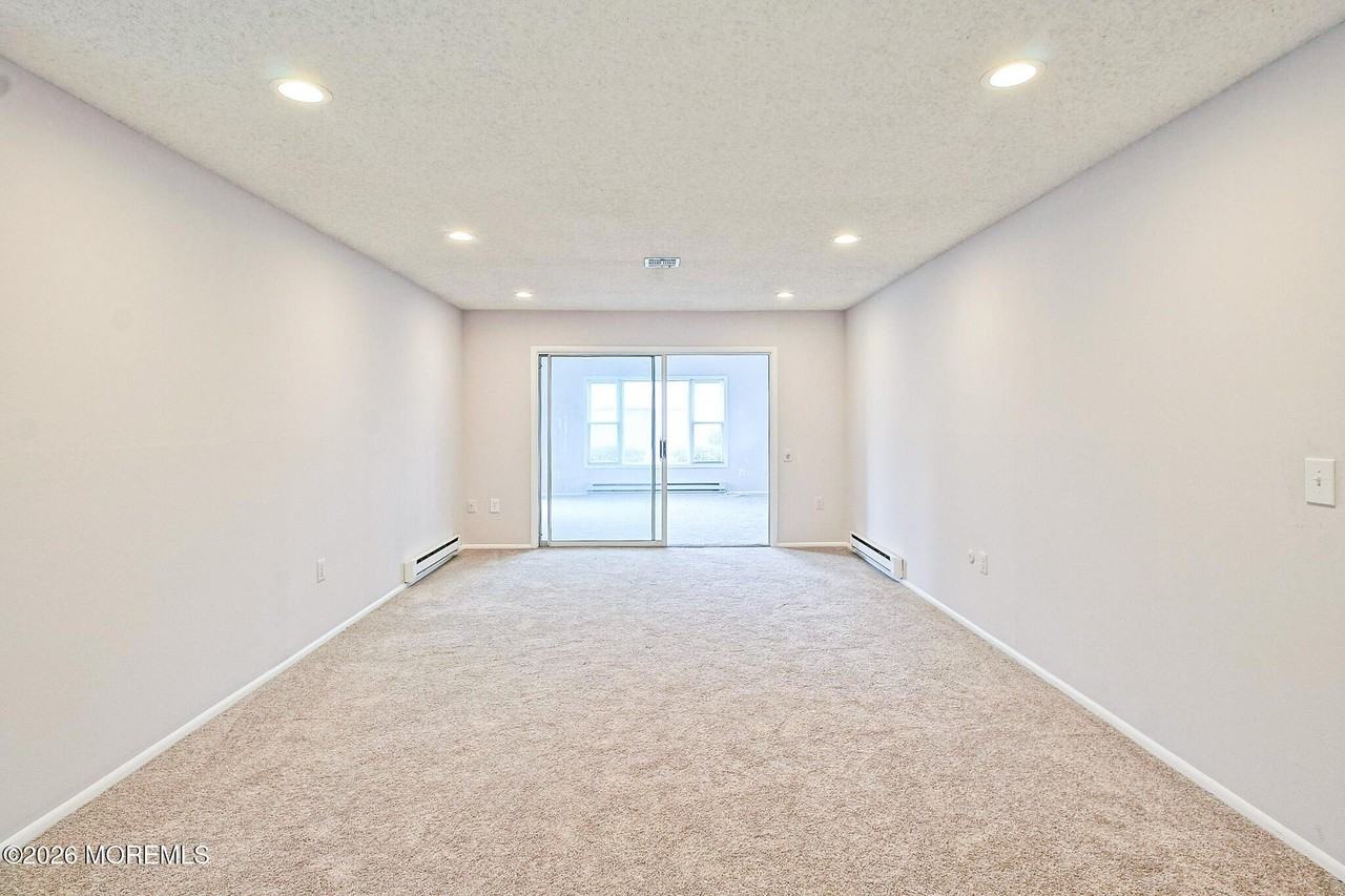 332B Quinton Dr - Photo 6 of 24