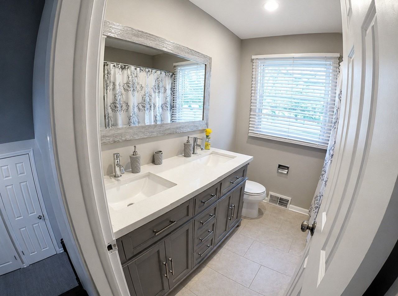 1006 Brookside Ln - Photo 7 of 10