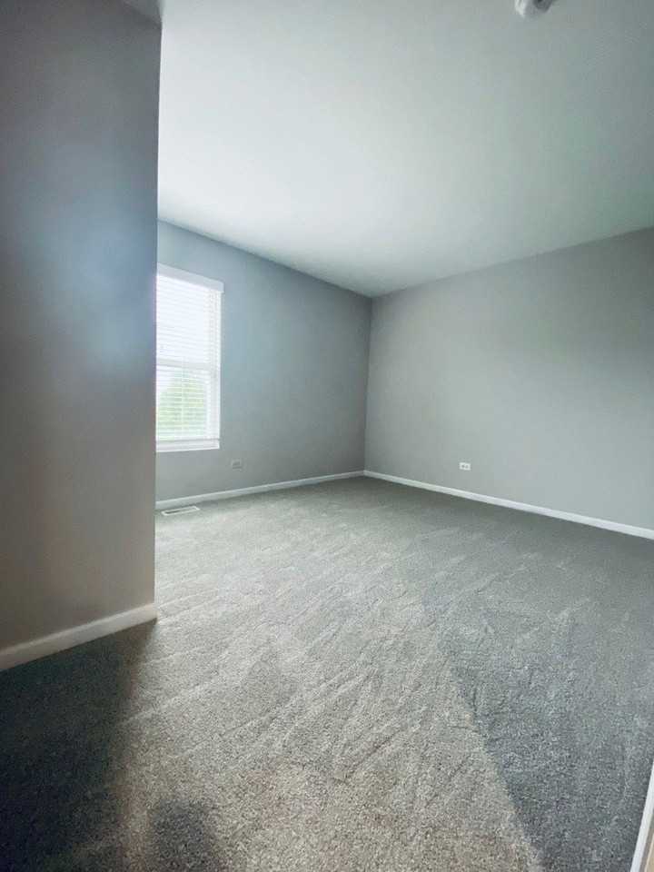 337 Devoe Dr #337 - Photo 3 of 23