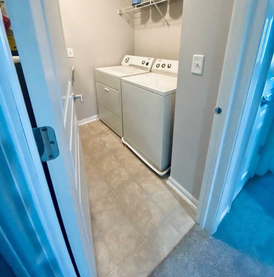 337 Devoe Dr #337 - Photo 5 of 23