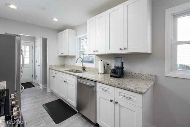 4334 Washington St - Photo 7 of 15