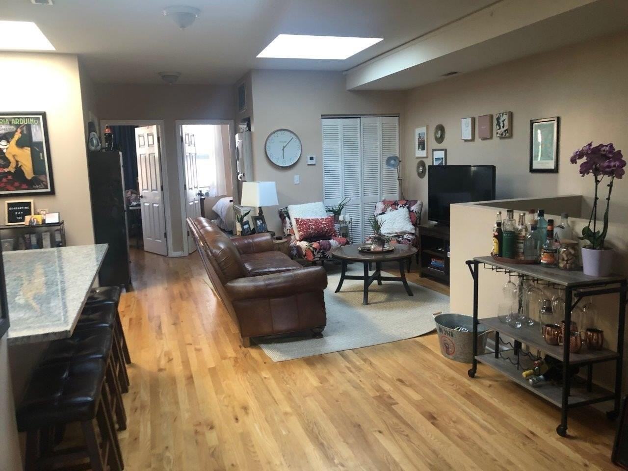 1902 W North Ave #3 - Photo 2 of 24