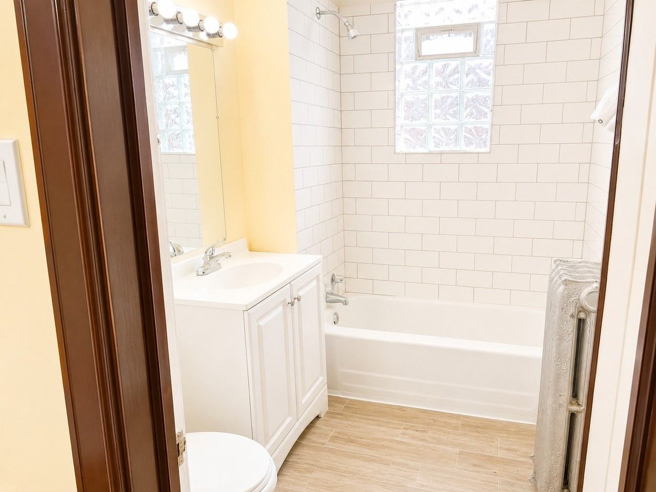 1320 W 64th St #1 - Photo 5 of 10
