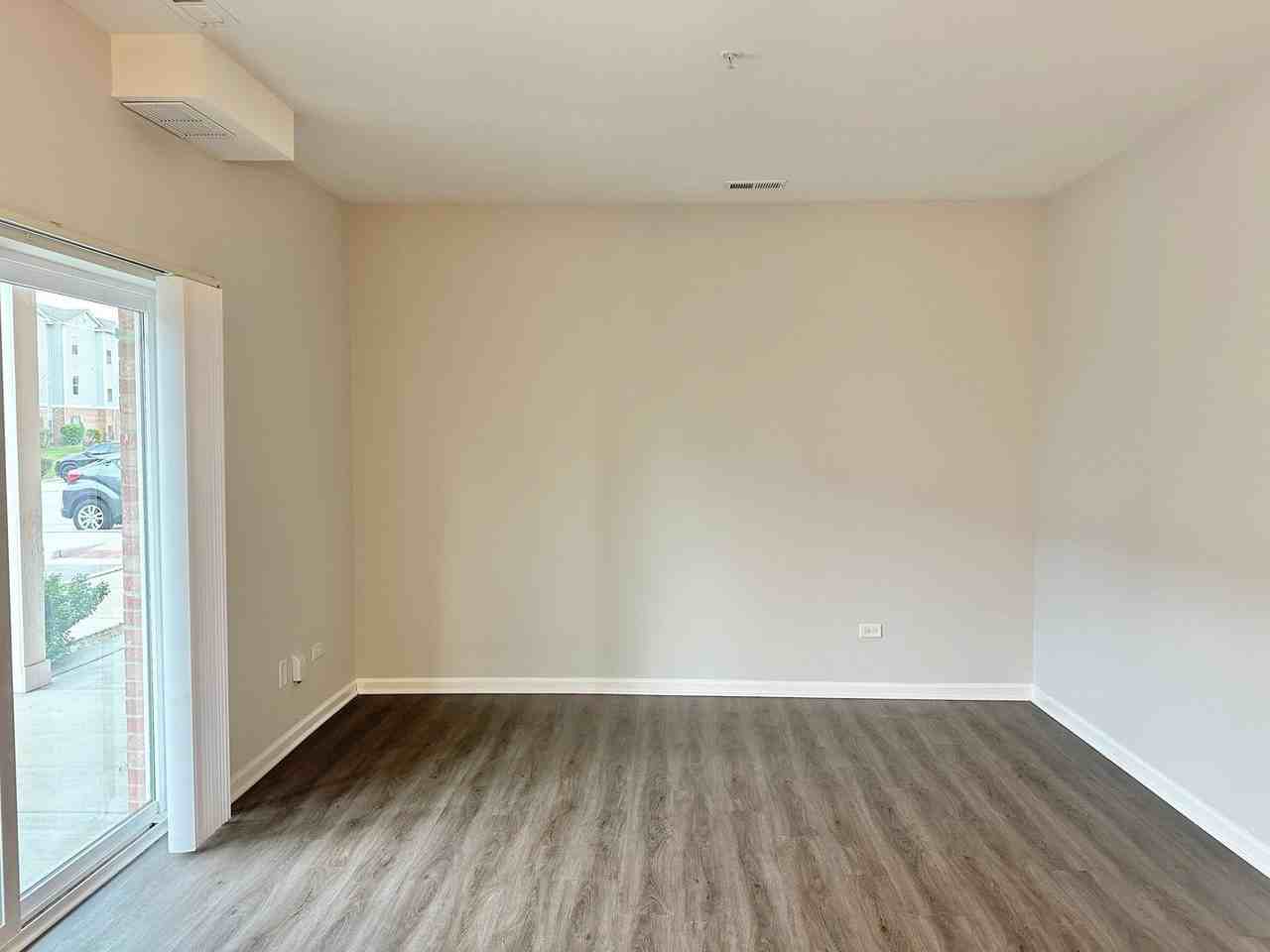 853 E Main St #1B - Photo 6 of 14