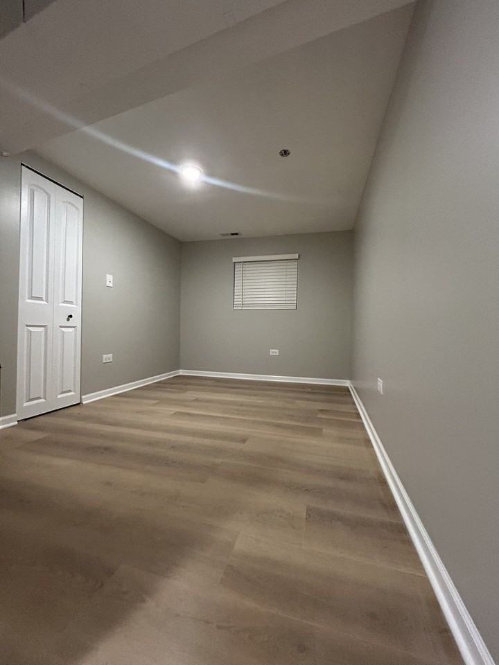 2902 W Diversey Ave #L - Photo 7 of 15