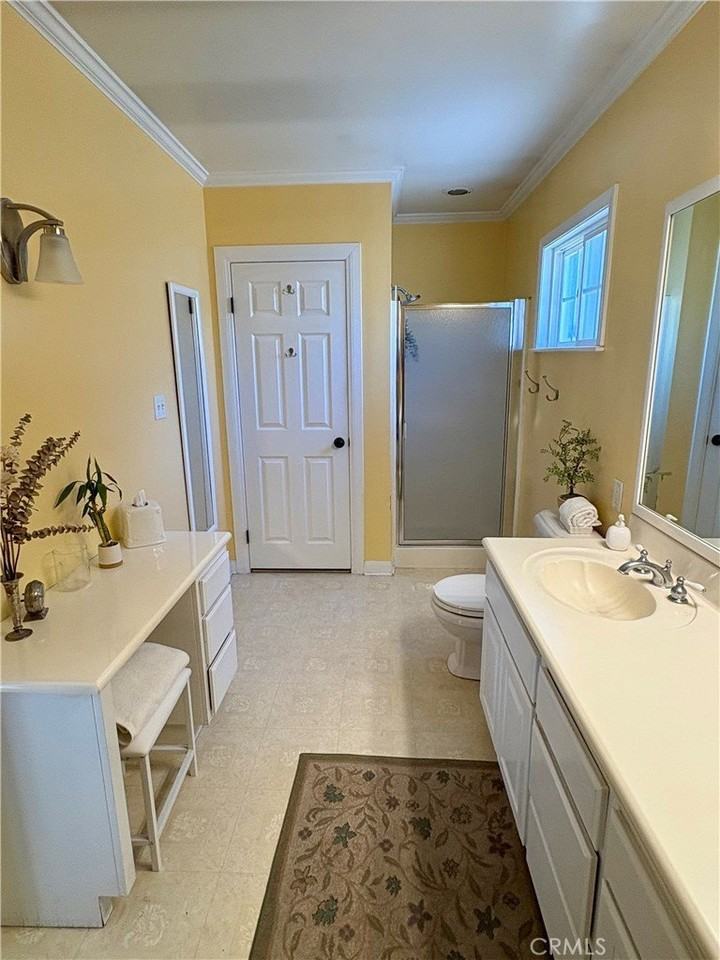 3739 Marwick Ave - Photo 4 of 8