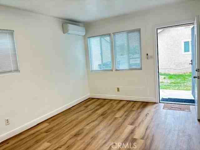 3912 Maple Ave - Photo 3 of 19