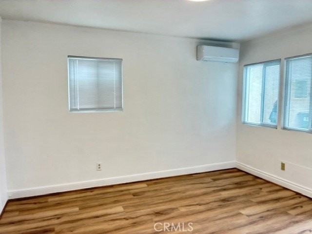 3912 Maple Ave - Photo 5 of 19