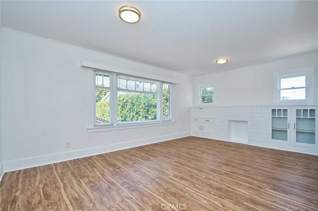 314 Coronado Ave #A - Photo 2 of 17