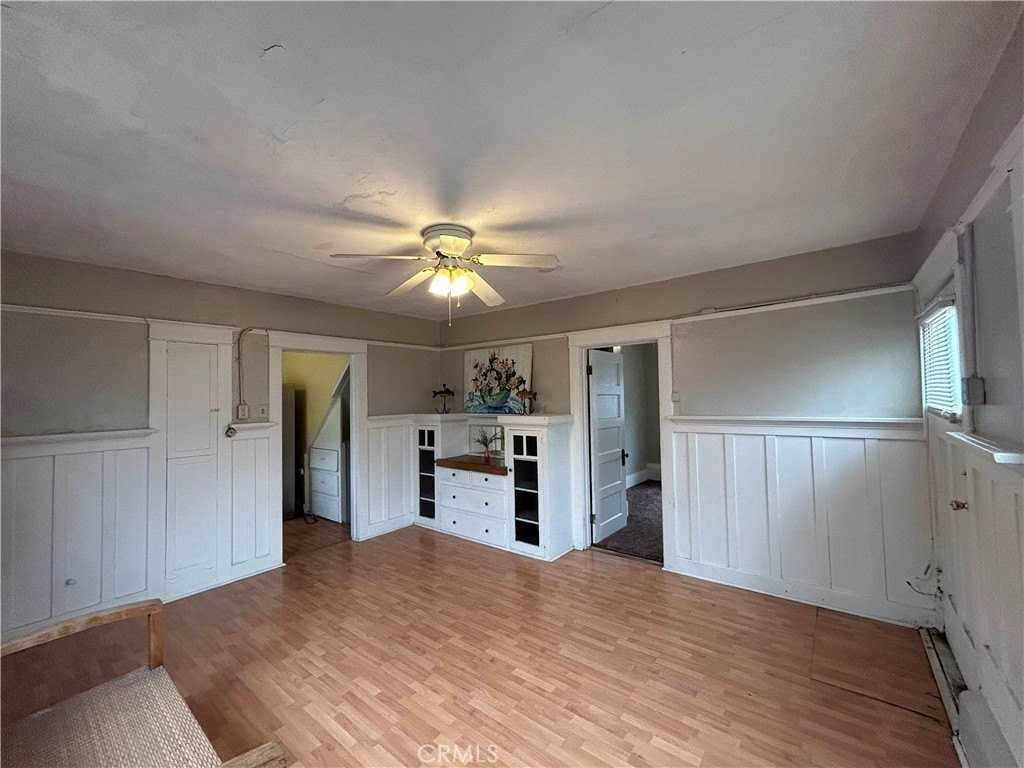 384 W 15th St - Photo 2 of 17