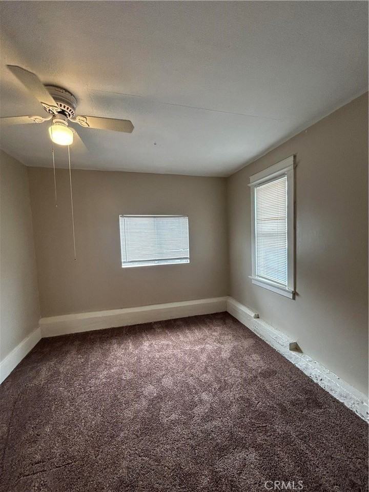 384 W 15th St - Photo 4 of 17