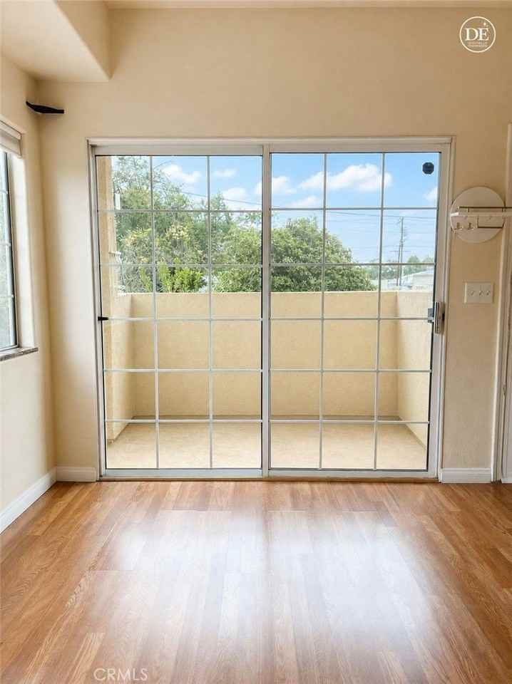 5228 Vantage Ave #6 - Photo 3 of 12