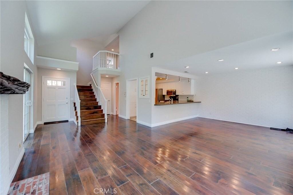 24722 Via Madera - Photo 7 of 36