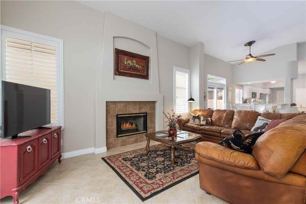 37791 Bear View Cir - Photo 5 of 36