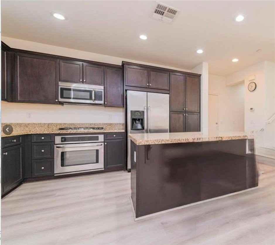 11533 Cambria Ct - Photo 2 of 4