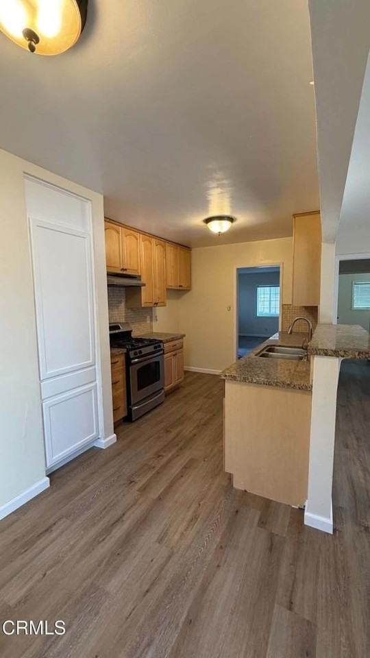 1239 S K St - Photo 6 of 18