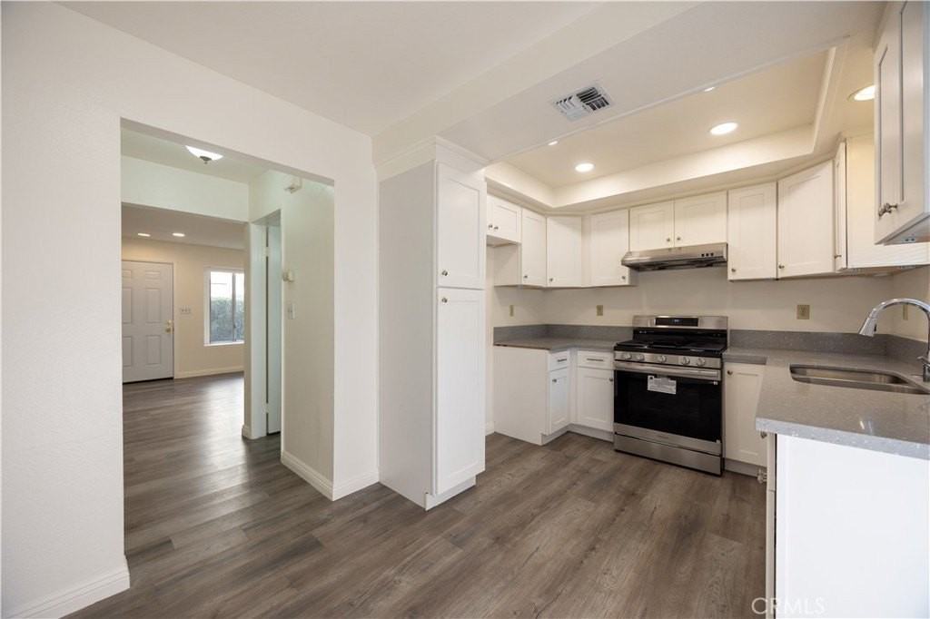 9317 Ramona Blvd #B - Photo 3 of 19