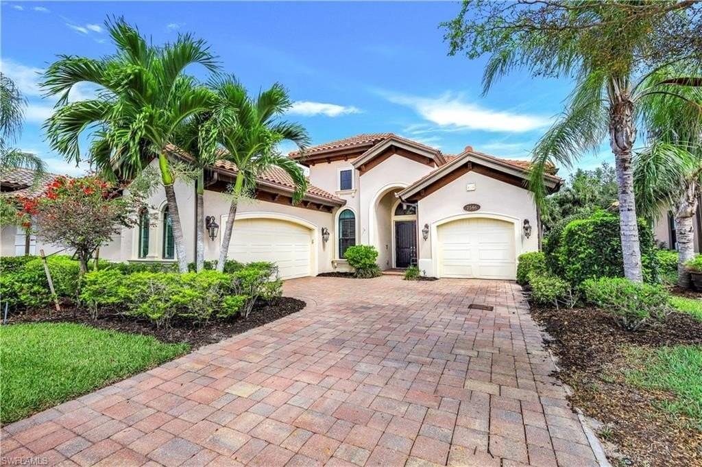 7546 Lantana Cir - Photo 2 of 26