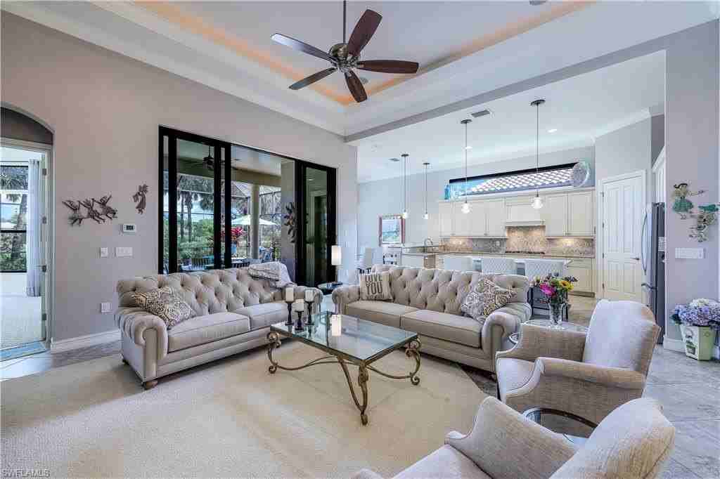 7546 Lantana Cir - Photo 3 of 26