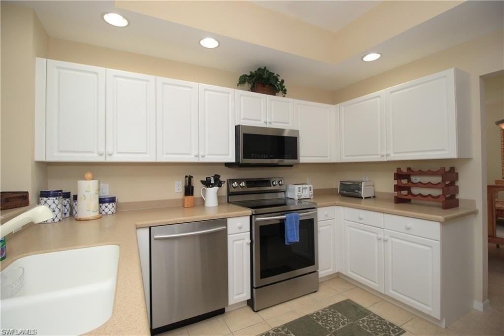 3425 Grand Cypress Dr #102 - Photo 3 of 50