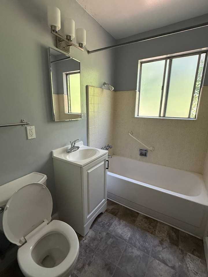St. Kathryn Apartments - Photo 3 of 19