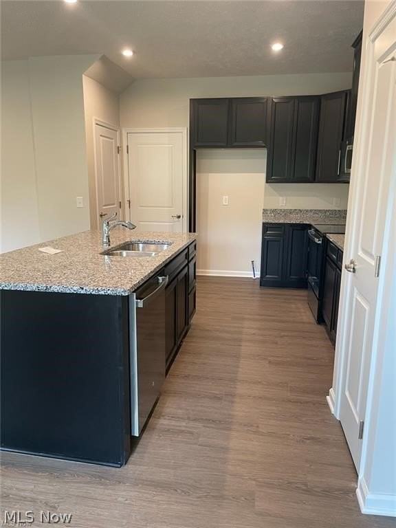 90 Pine Ave - Photo 2 of 11